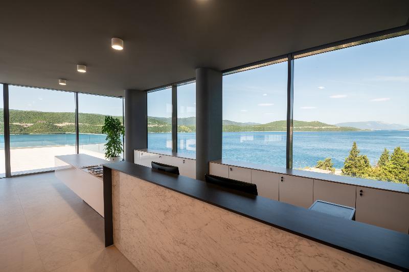 Vapore Neum Bagian luar foto
